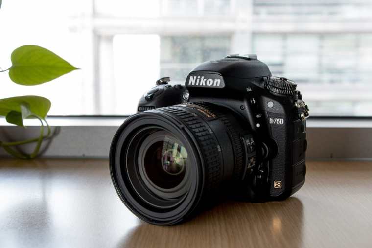 长沙市区高价上门回收置换典当单反相机镜头摄像机 长沙市区高价上门回收置换典当单反相机镜头摄像机